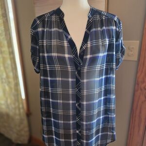 Express Navy and White Plaid Short-Sleeve Button Blouse